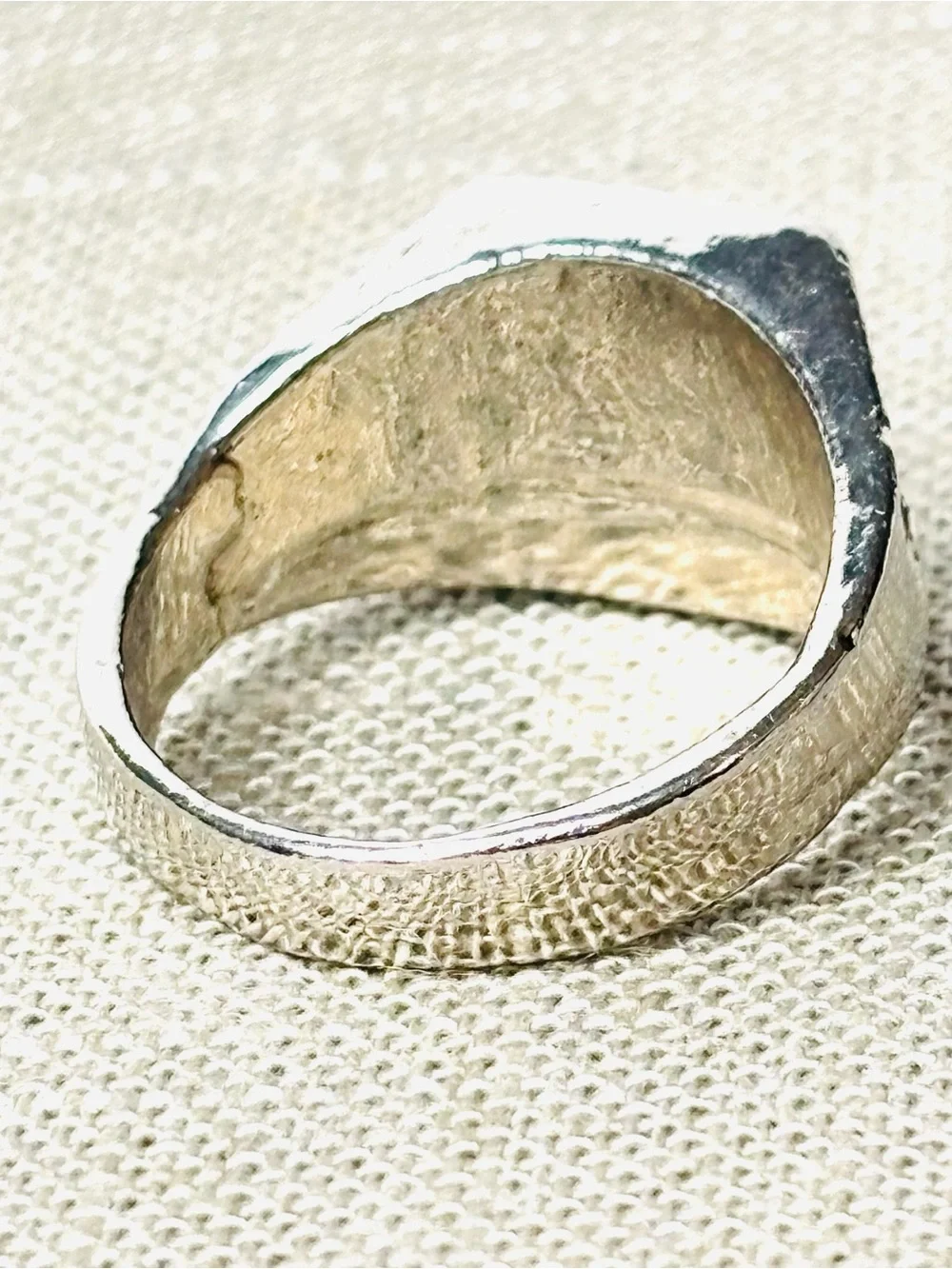 Source Unknown silver tone